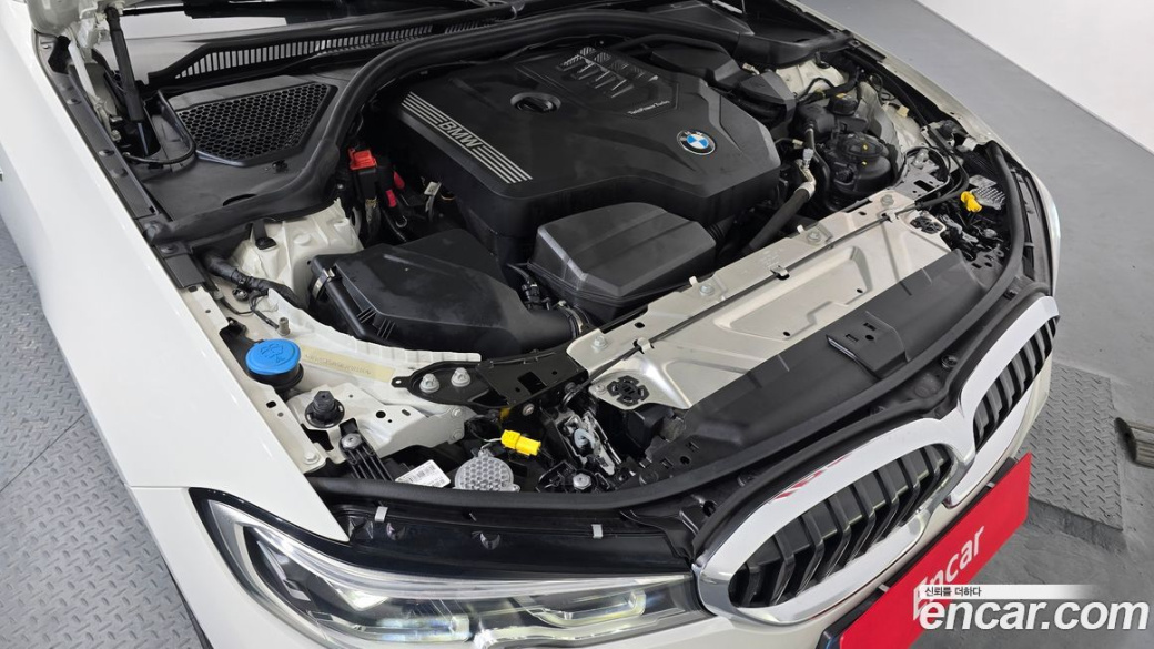 BMW 3-Series 320i M Sport, 2022