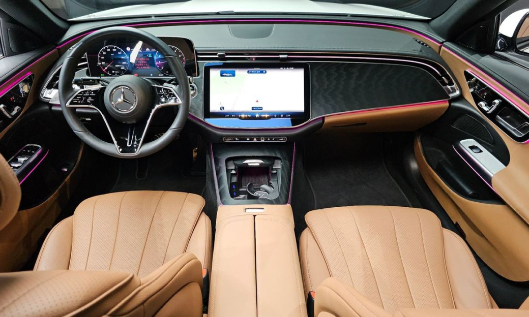 Mercedes-Benz E-Class E200 Avantgarde, 2025