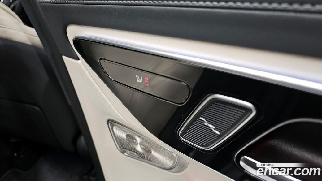 Mercedes-Benz GLC-Class GLC 300 4MATIC Avantgarde, 2025