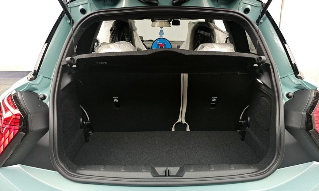 Mini Cooper Favoured, 2026