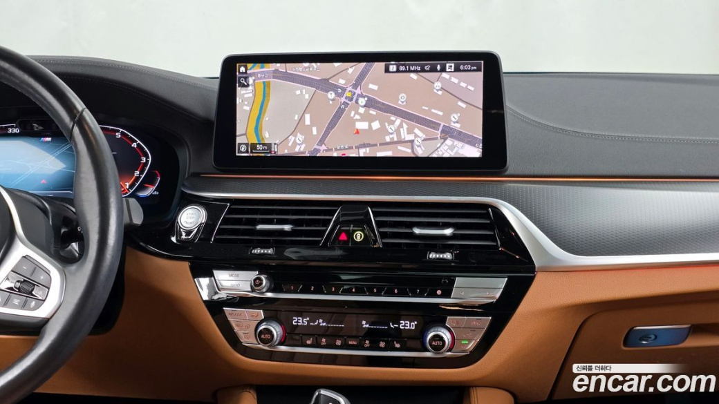 BMW 5-Series 520i M Sport, 2022