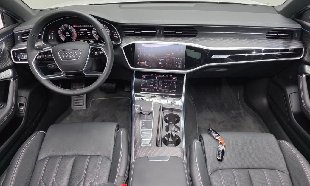 Audi A7 55 TFSI Quattro Premium, 2025