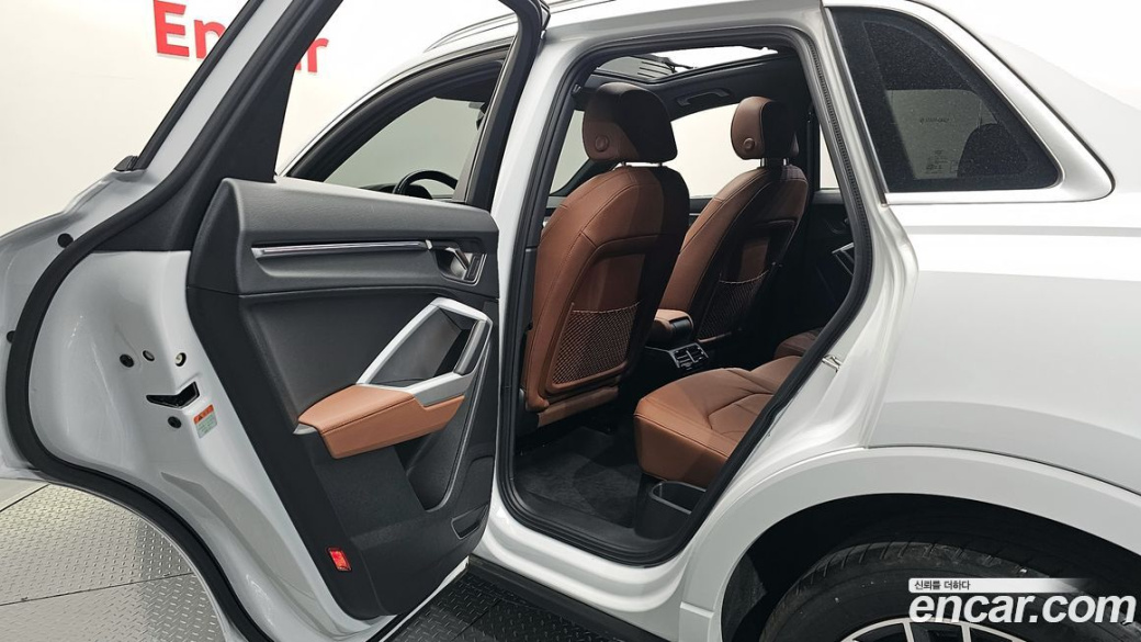 Audi Q3 40 TFSI Quattro Premium, 2024