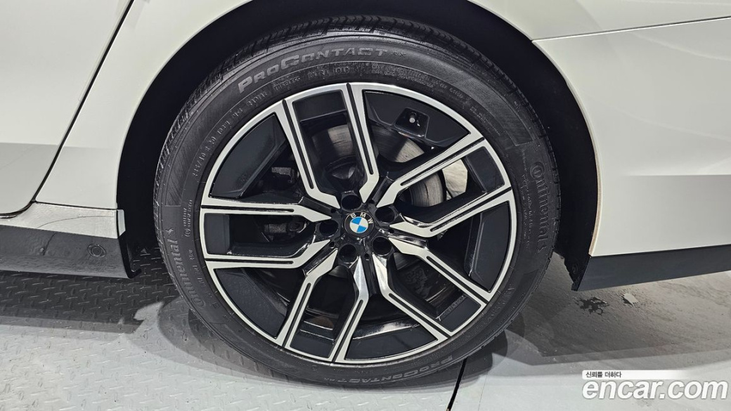 BMW 7-Series 740d xDrive M Sport, 2024