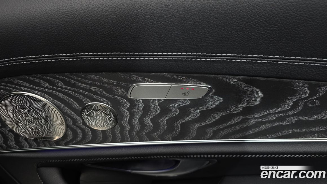 Mercedes-Benz E-Class E350 4MATIC AMG Line, 2022
