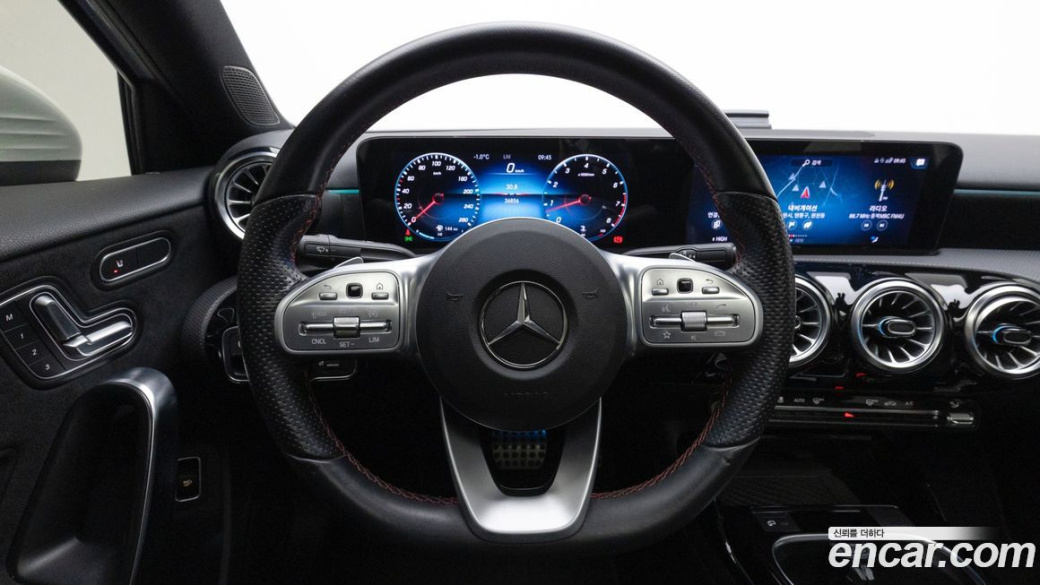 Mercedes-Benz A-Class AMG A35 4MATIC Sedan, 2021