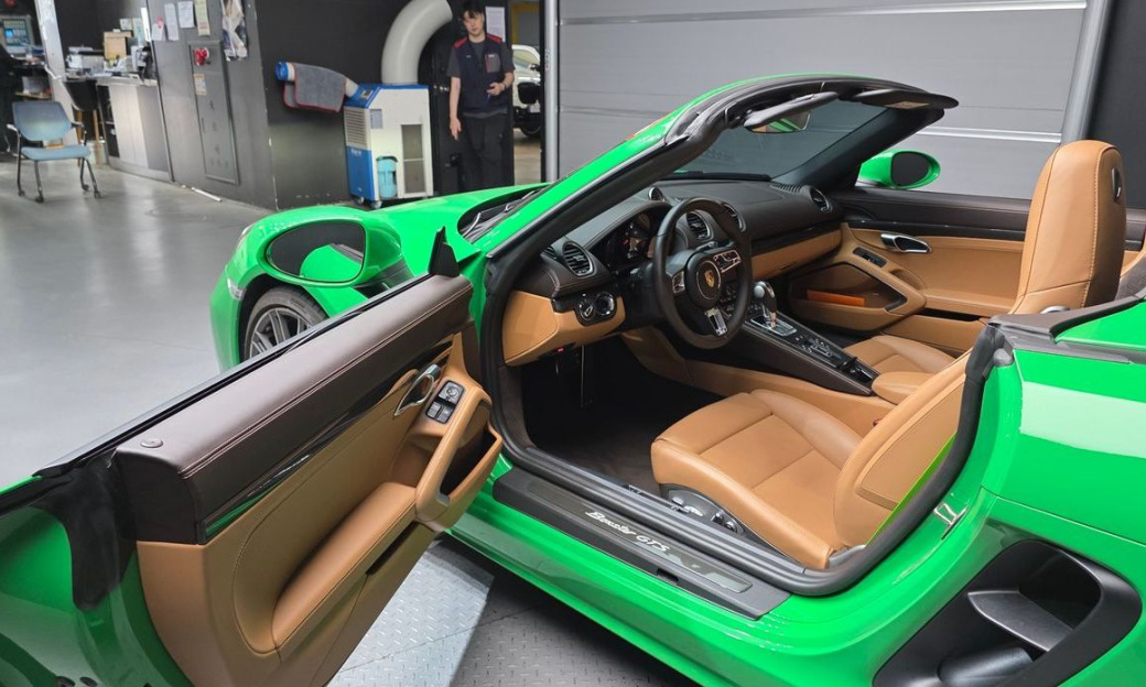 Porsche 718 4.0 GTS, 2023