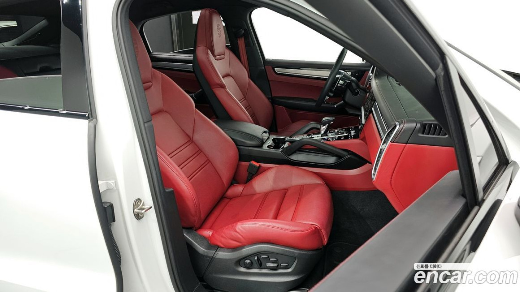 Porsche Cayenne 3.0 COUPE PLATINUM EDITION, 2023