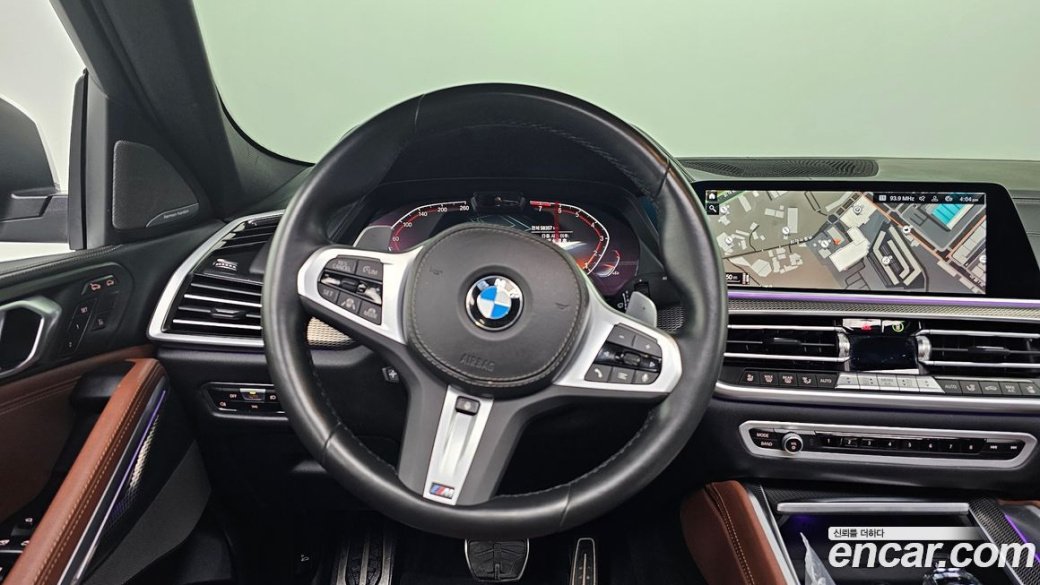 BMW X6 xDrive40i M Sport, 2023