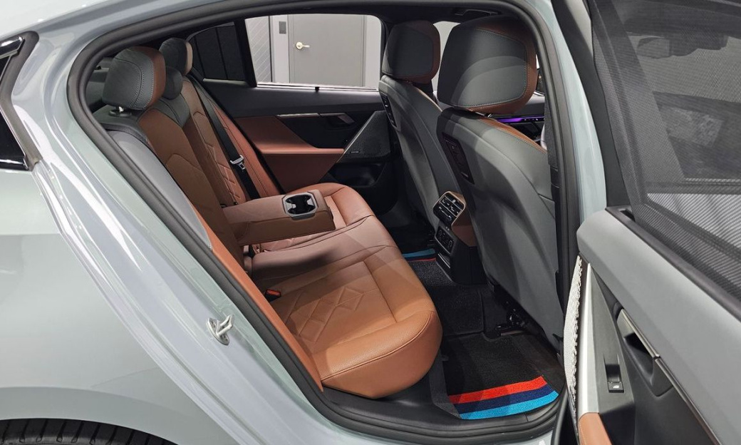 BMW 5-Series 530i xDrive M Sport, 2025