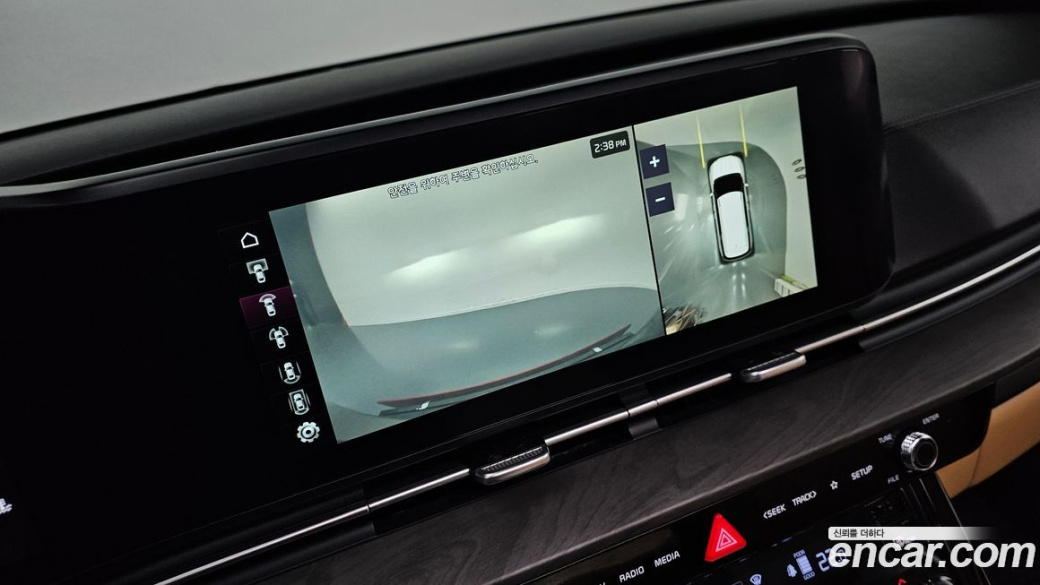 Kia Carnival 9-Seater Signature, 2022