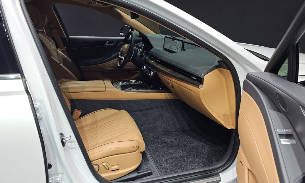 Genesis G80 Gasoline 2.5 Turbo AWD, 2024
