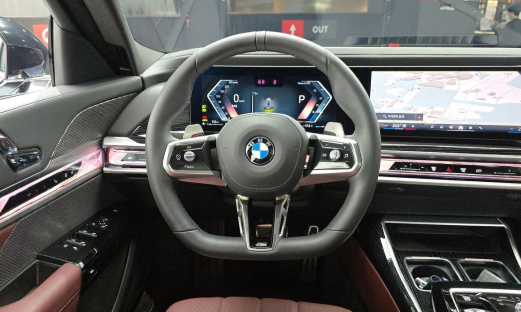 BMW 7-Series 740d xDrive M Sport, 2025