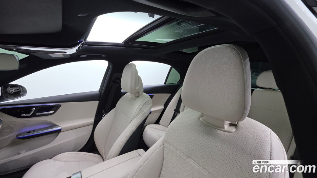 Mercedes-Benz C-Class C300 4MATIC Avantgarde, 2023