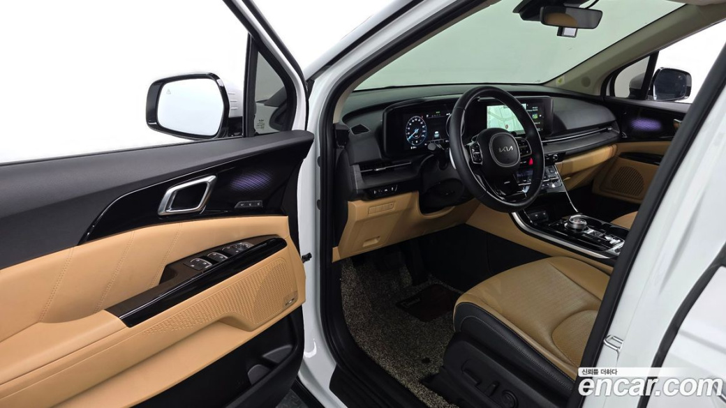 Kia Carnival 9-Seater Signature, 2023