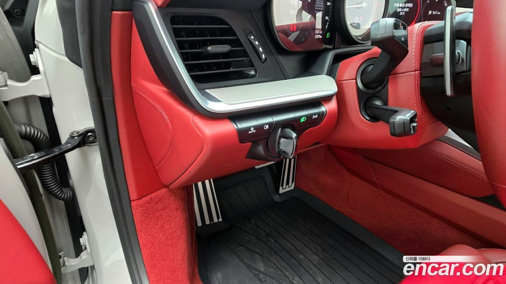 Porsche 911 Turbo S, 2022