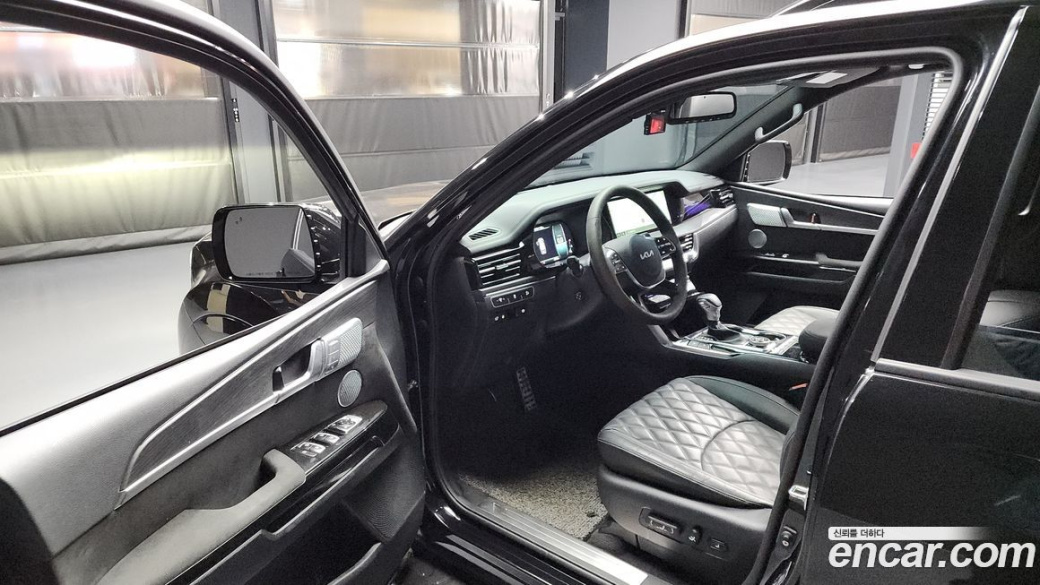 Kia Mohave Diesel 3.0 4WD 6-Seater, 2023