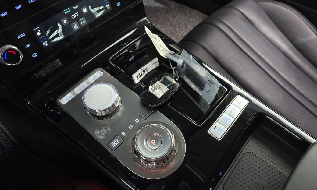 Genesis G80 Gasoline 2.5 Turbo 2WD, 2025