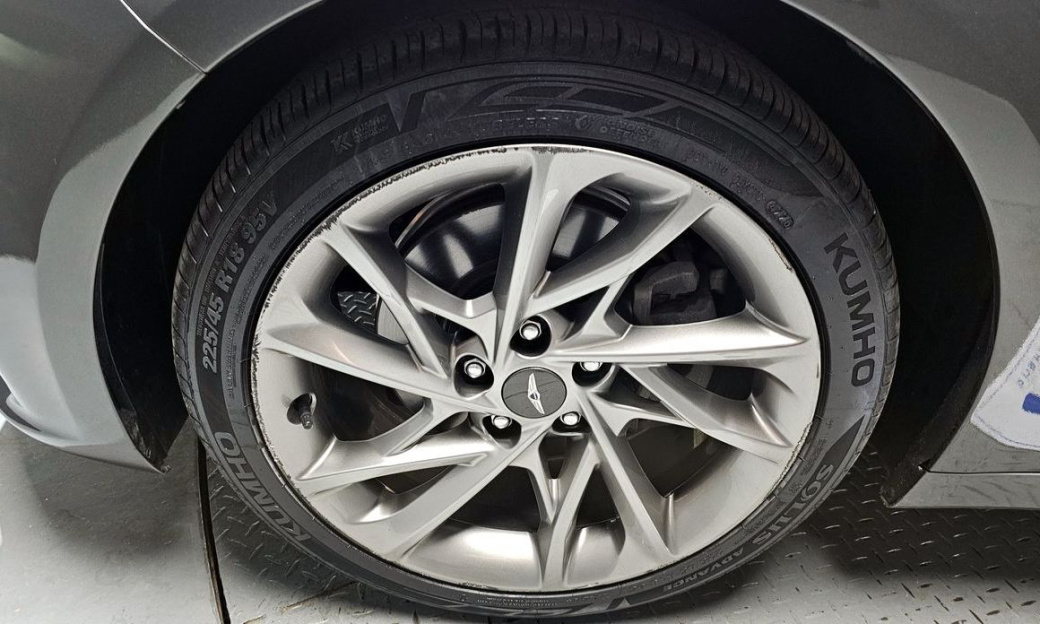 Genesis G70 Gasoline 2.0T 2WD, 2023