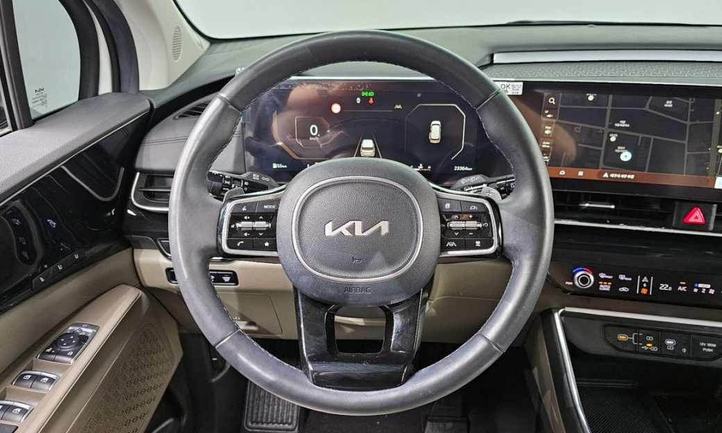 Kia Carnival 9-Seater Signature, 2025