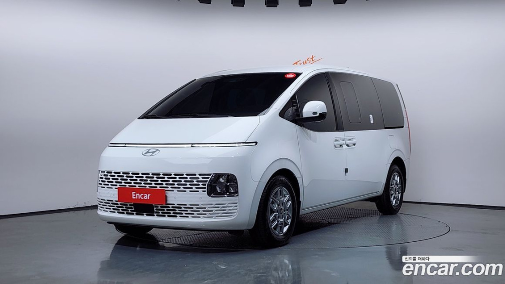 Hyundai Staria Cargo 5-Seater, 2025