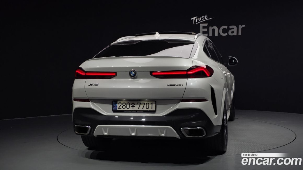 BMW X6 xDrive40i M Sport, 2023