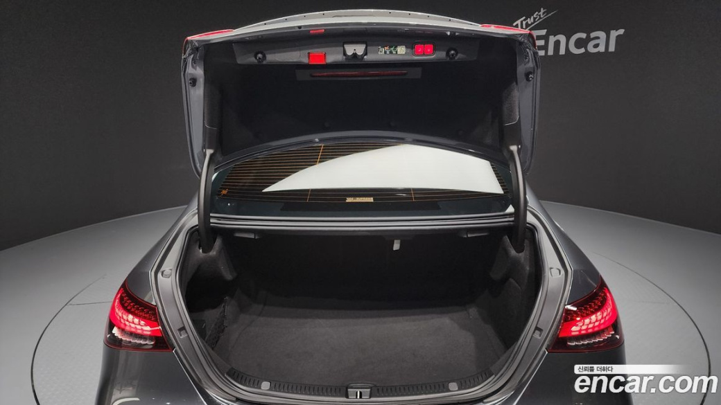 Mercedes-Benz E-Class E250 Avantgarde, 2023