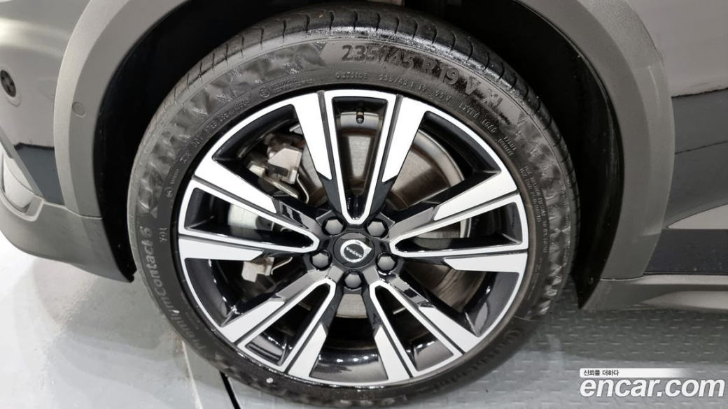Volvo V60 B5 Ultimate AWD, 2024