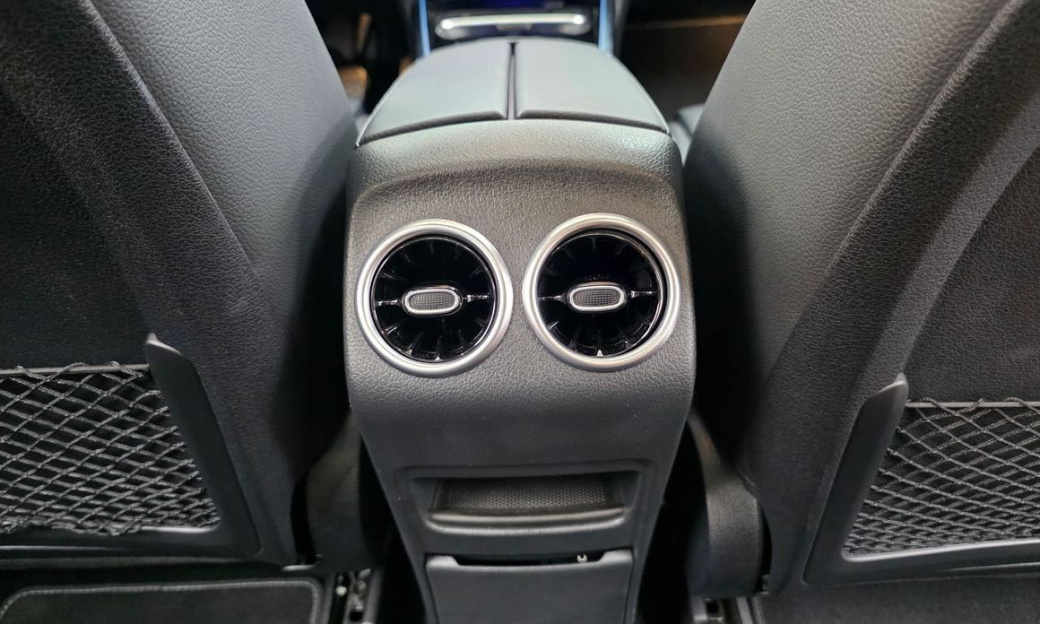 Mercedes-Benz GLB-Class GLB200 d, 2024