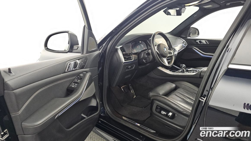 BMW X5 xDrive 40i M Sport, 2023