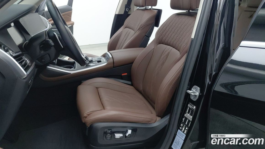 BMW X7 xDrive 40d Design Pure Excellence 7-Seater, 2022
