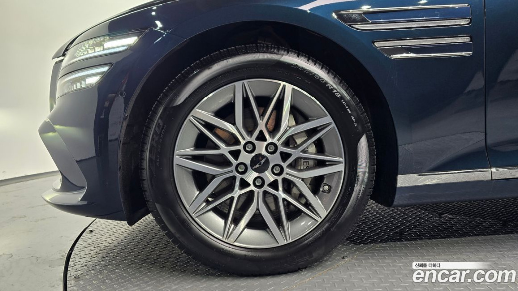 Genesis G80 Gasoline 2.5 Turbo AWD, 2025