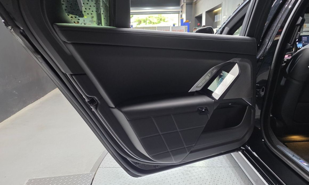 BMW 7-Series 740d xDrive M Sport, 2024