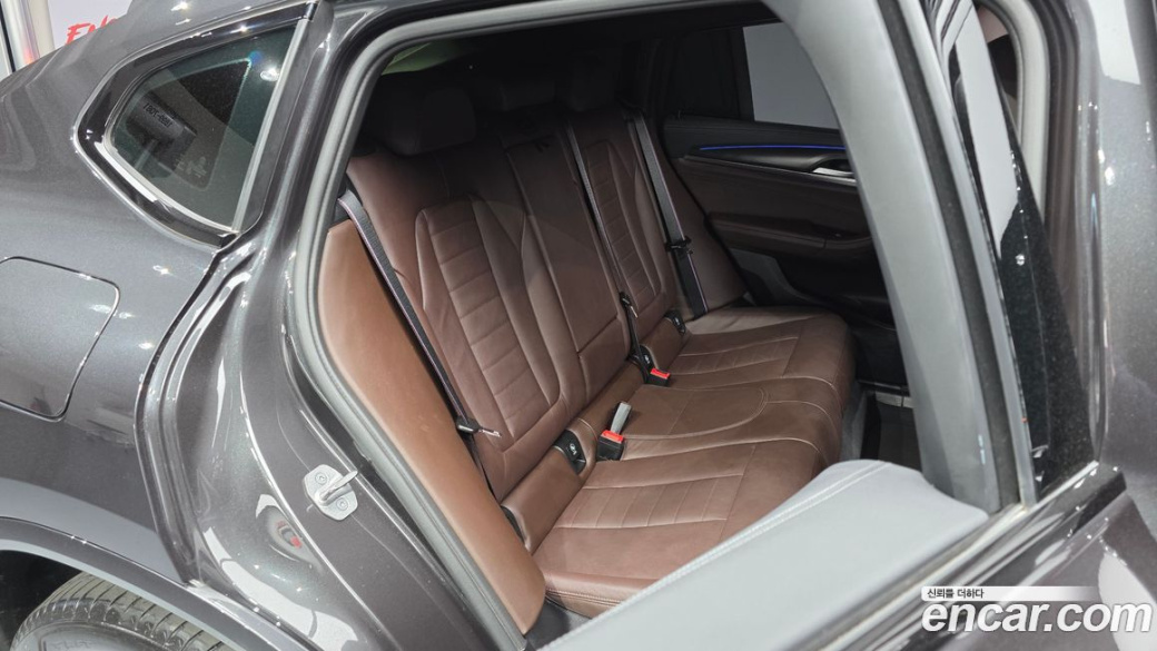 BMW X4 xDrive20i M Sports Pro, 2023