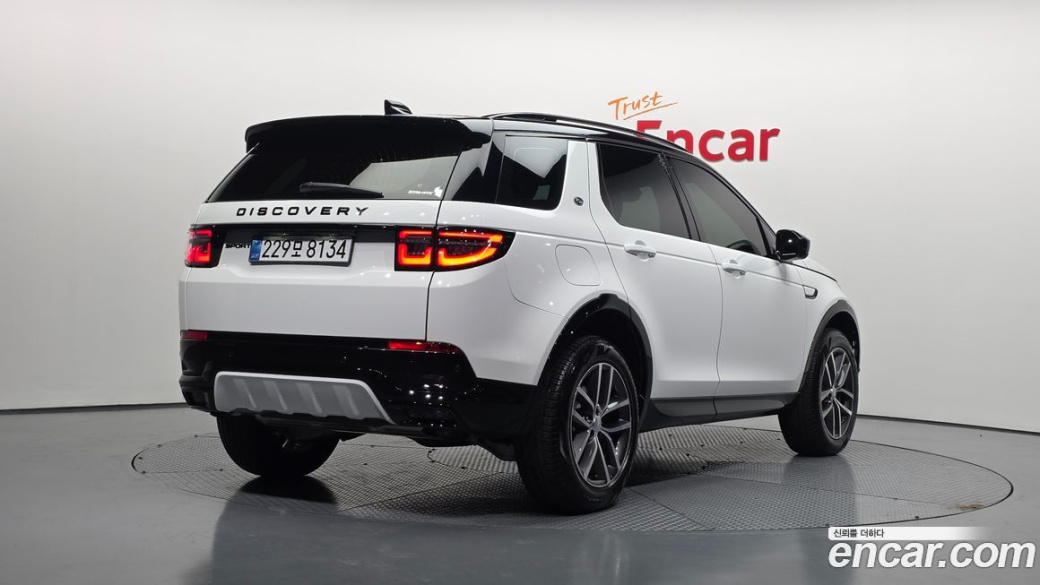 Land Rover Discovery Sport P250 Dynamic SE, 2025
