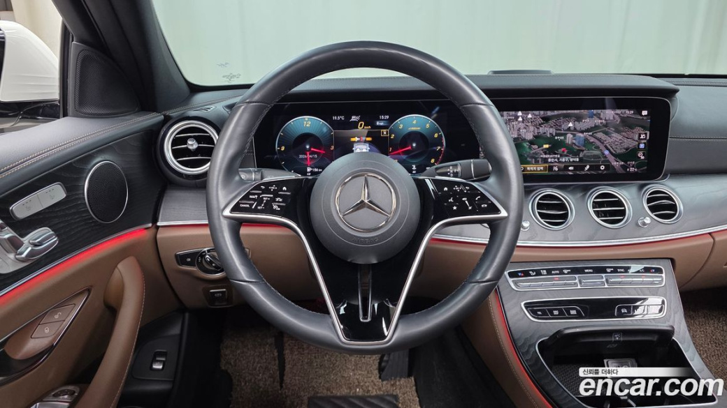 Mercedes-Benz E-Class E250 AMG Line, 2023