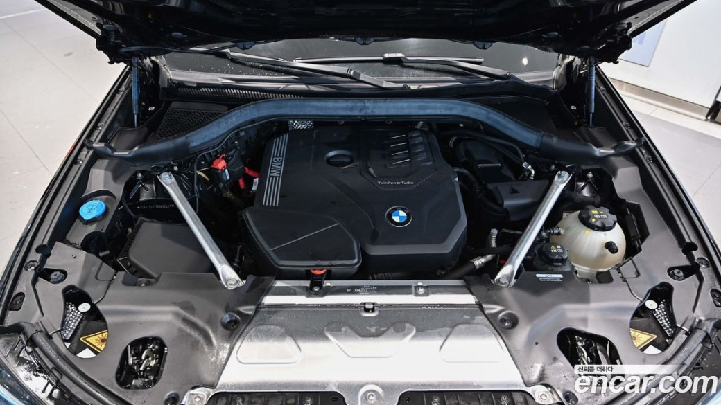 BMW X4 xDrive20i M Sports Pro, 2024