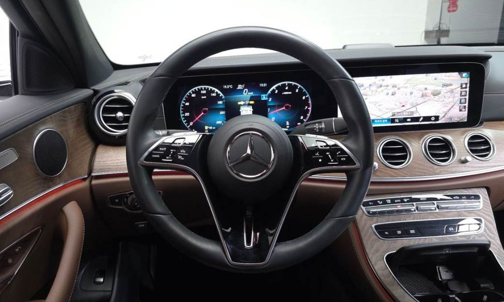 Mercedes-Benz E-Class E250 Exclusive, 2022