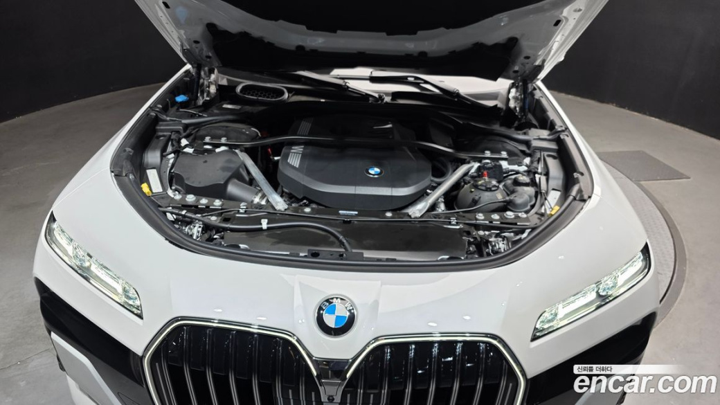 BMW 7-Series 740i xDrive M Sport, 2024