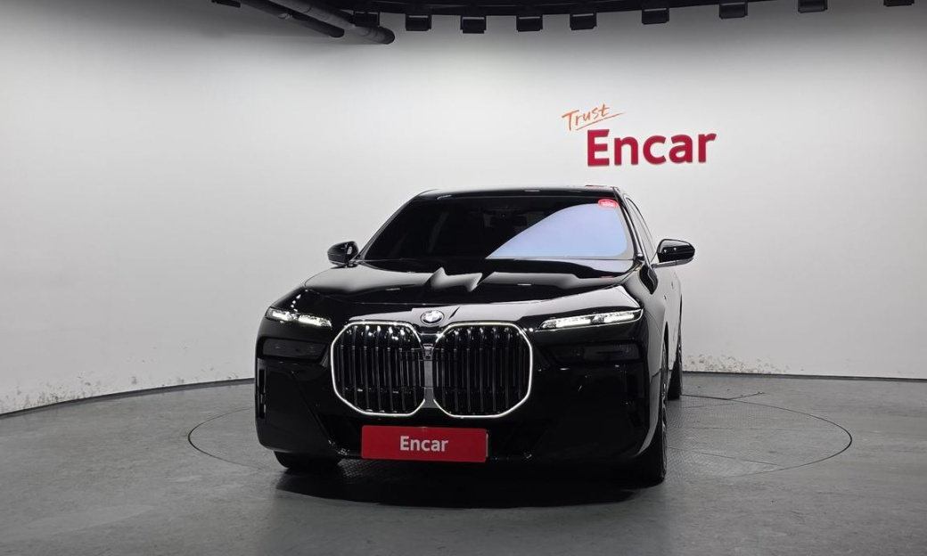BMW 7-Series 740d xDrive M Sport, 2025