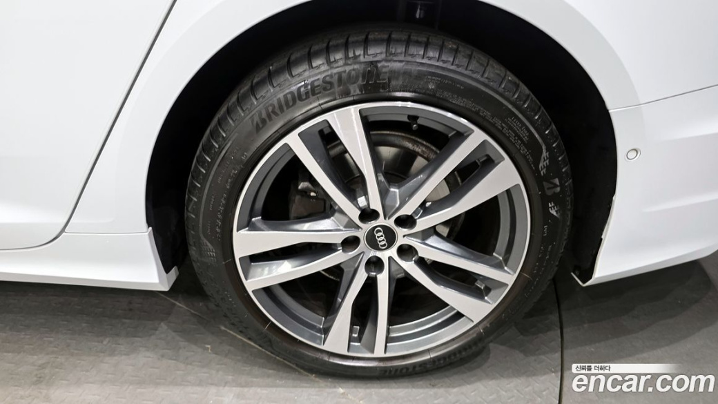 Audi A6 40 TDI Premium, 2023