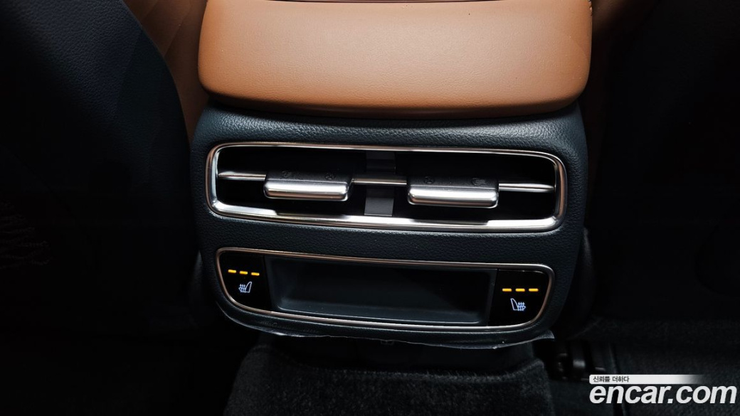 Genesis GV70 2.5T Gasoline AWD, 2026