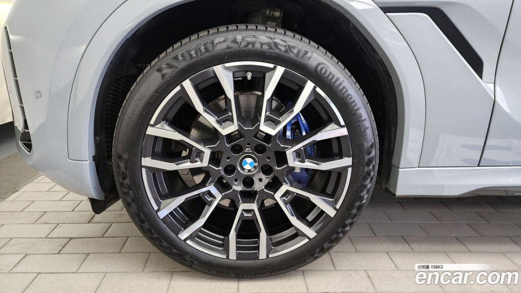 BMW X6 xDrive40i M Sport, 2025