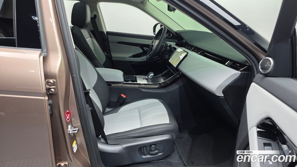 Land Rover Range Rover Evoque P250 Dynamic SE, 2025