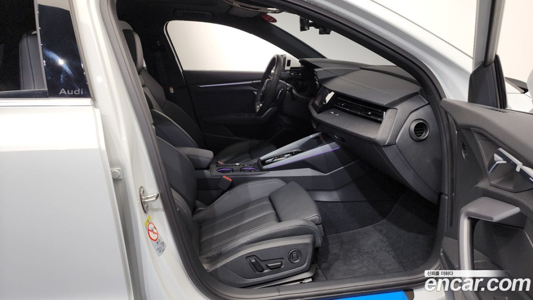 Audi A3 40 TFSI Premium, 2025