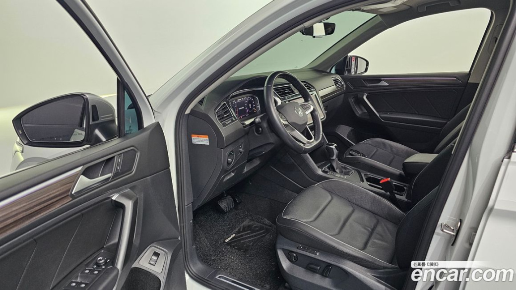 Volkswagen Tiguan 2.0 TSI Prestige, 2023