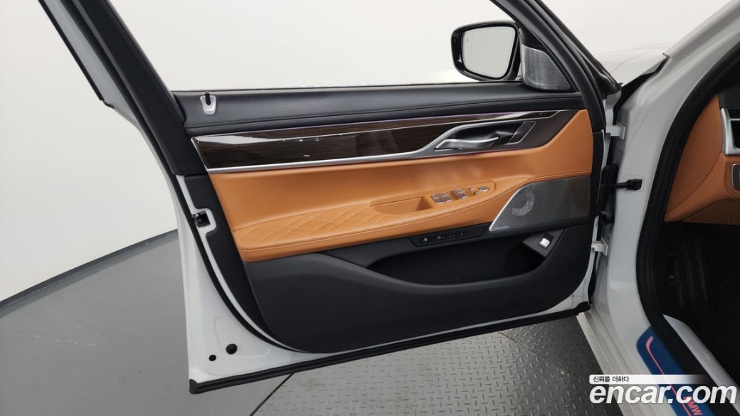 BMW 7-Series 730d xDrive Design Pure Excellence, 2022