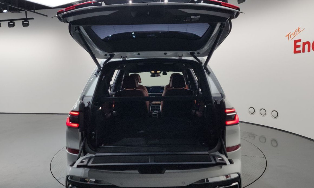 BMW X7 xDrive 40i M Sport 6STR, 2025
