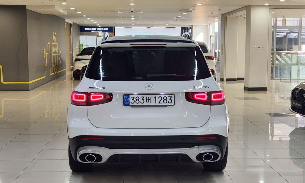 Mercedes-Benz GLB-Class AMG GLB35 4MATIC, 2023