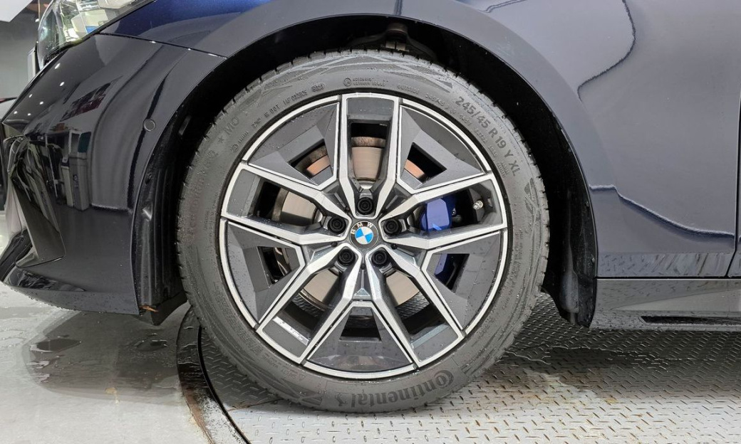 BMW 5-Series 520i M Sport, 2024